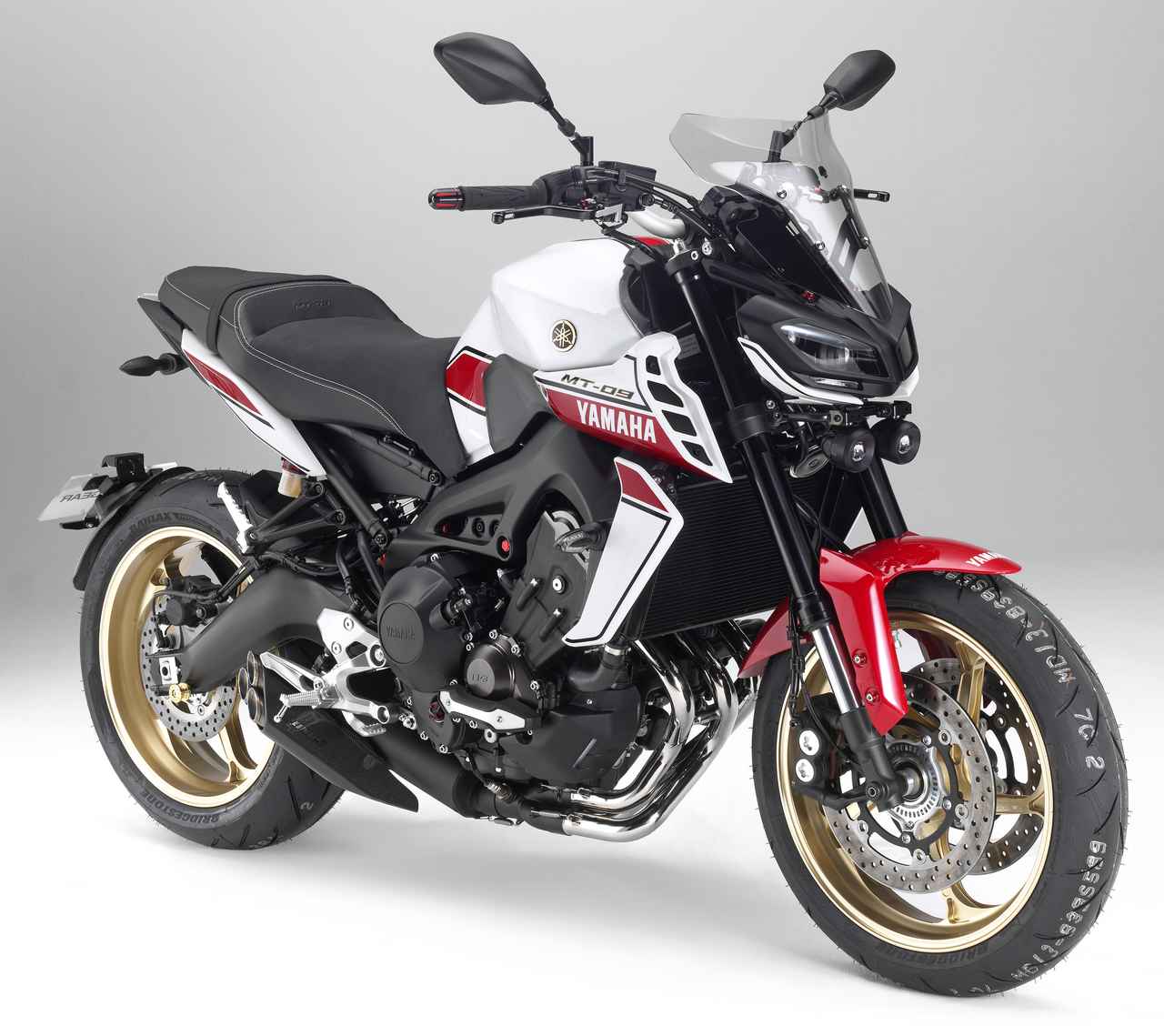 CCM introduces 600cc flat-tracker